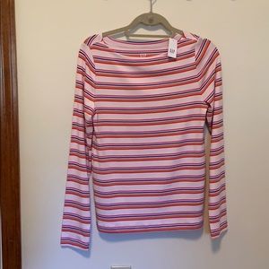 NWT gap stripped “modern tee” style top